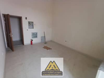 Other Commercial para en Alquiler en Al Jurf, Ajman - WhatsApp Image 2026-09-10 at 8.34. 04 AM (2). jpeg
