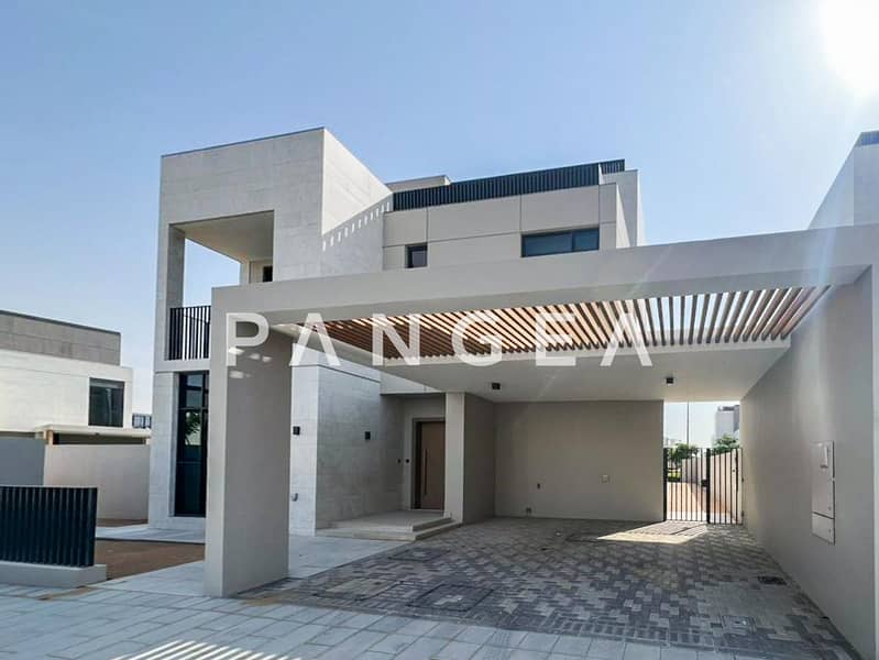 Flexible Cheques | Corner Unit | Close to Amenities Flexible Cheques | Corner Unit | Close to Amenities