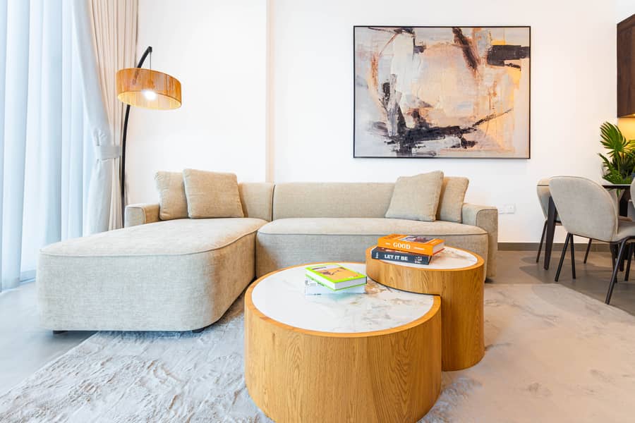 3 livingroom 1.3. jpg