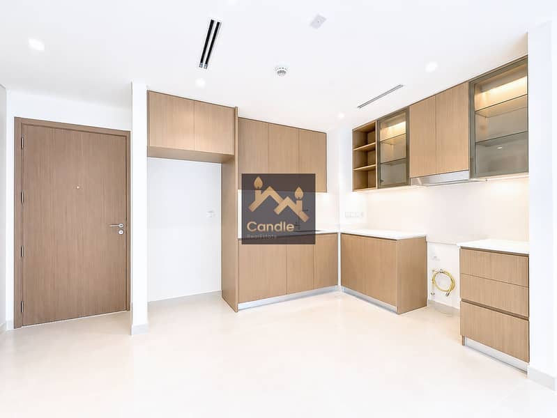 3 kitchen. jpg