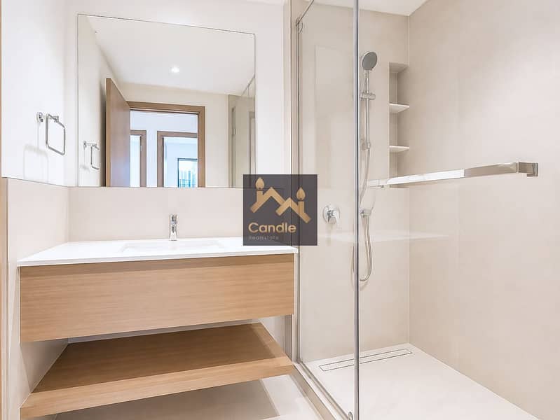 10 bathroom. jpg