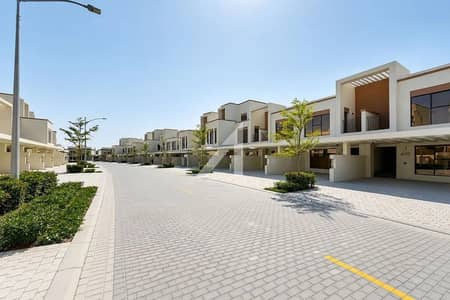Villa de 4 chambres à à louer à DAMAC Lagoons, Dubai - image_0