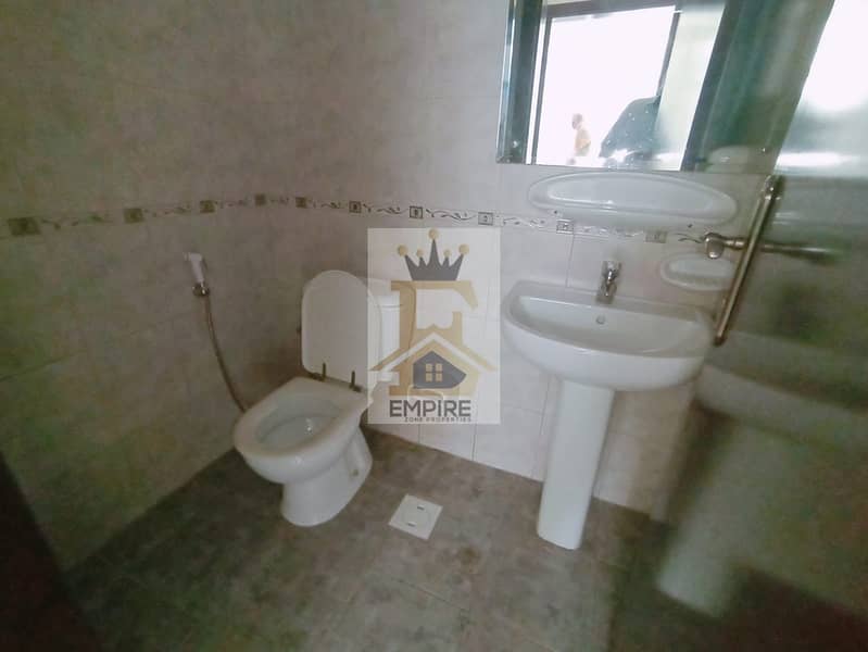 9 c4f8b78a-faf5-45ec-87c2-d2cbbee54bda. jpg