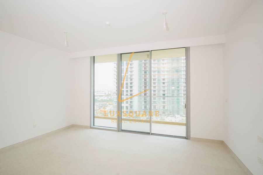 Ready to Move | Golf Course Views | Modern Living Ready to Move | Golf Course Views | Modern Living