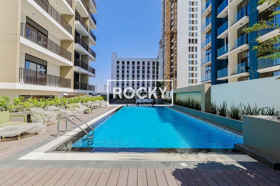 31 JVC - 007 Building  Amenities (10). jpg
