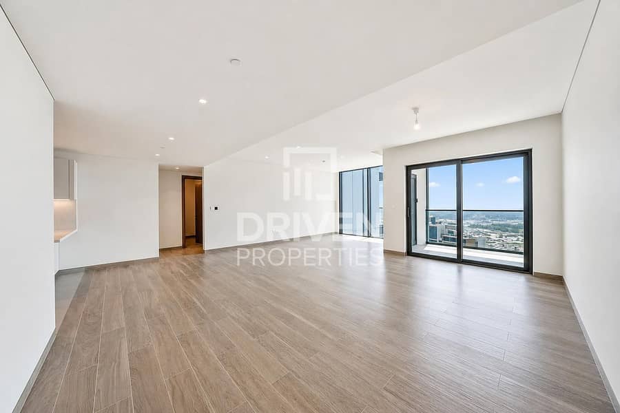 Vacant Apt | Largest Layout | Brand New Unit Vacant Apt | Largest Layout | Brand New Unit