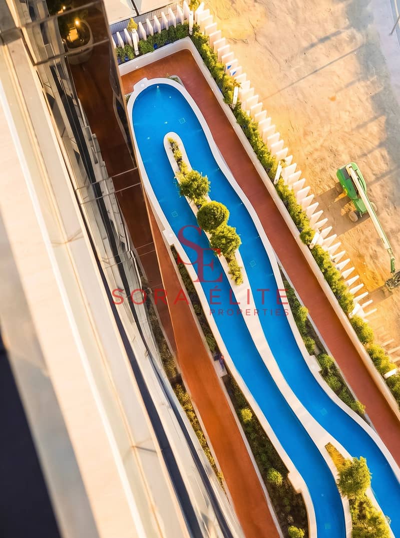 25 Lazy Pool1. JPG