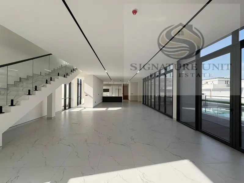 Luxury 5BR Villa with Pool | Elevator | Garden