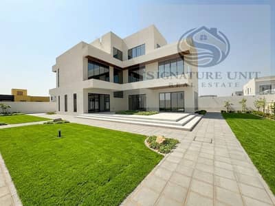 Villa de 5 chambres à à louer à Dubailand, Dubai - Villa à Dubailand, 5 chambres, 400000 AED - 14562005