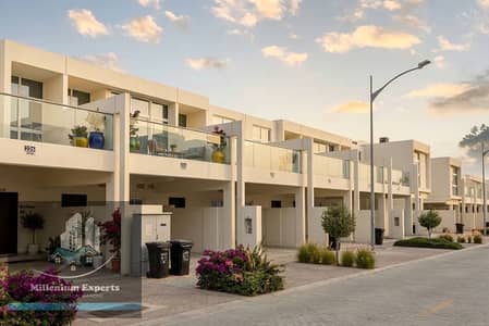 3 Schlafzimmer Villa zum Verkauf in DAMAC Hills 2 (Akoya by DAMAC), Dubai - Gemini_Generated_Image_qk418tqk418tqk41. jpg 3 Schlafzimmer Villa zum Verkauf in DAMAC Hills 2 (Akoya by DAMAC), Dubai - Gemini_Generated_Image_qk418tqk418tqk41. jpg