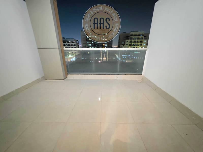 9 103745. jpg