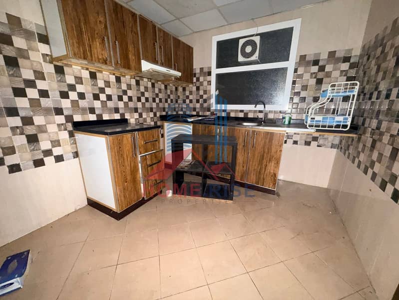 6 ac4acafe-12e6-4925-bbde-3cd1379f1d90. jpg