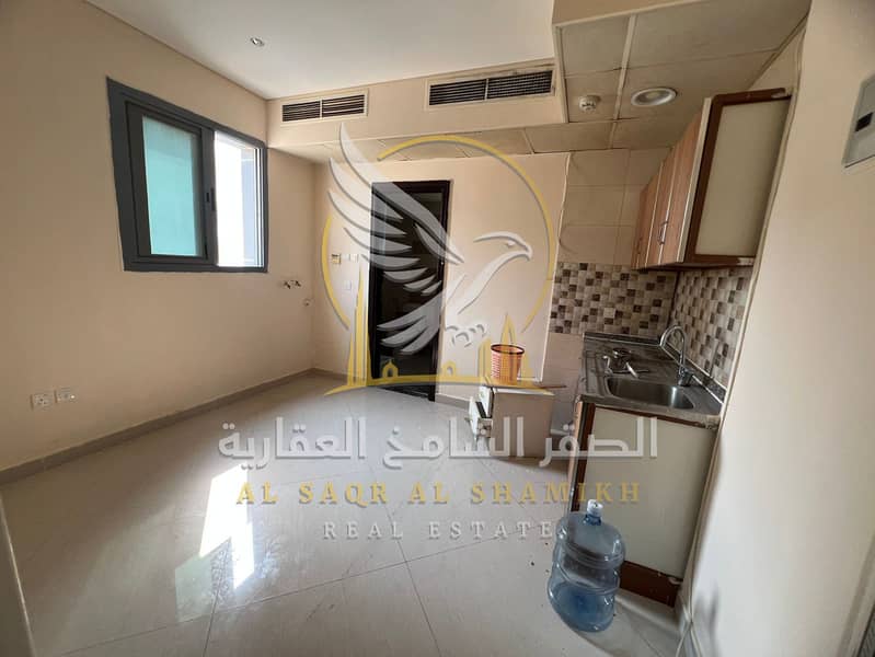 4 7991fbf0-807b-4cbe-a0da-d790d94bbedc. jpg