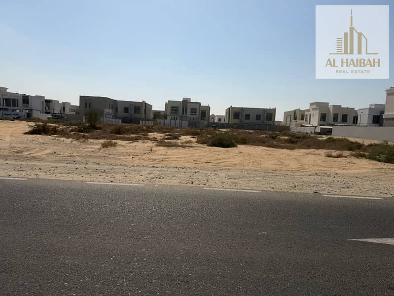 4 0b9dc0c5-dccf-4f69-81d4-8cb555b5754e. jpg