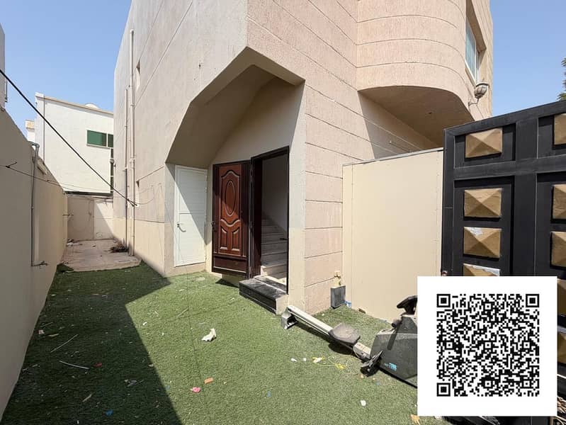 2 aed7ba8d-b9bc-40df-8a43-ba89b8e0f355. jpg