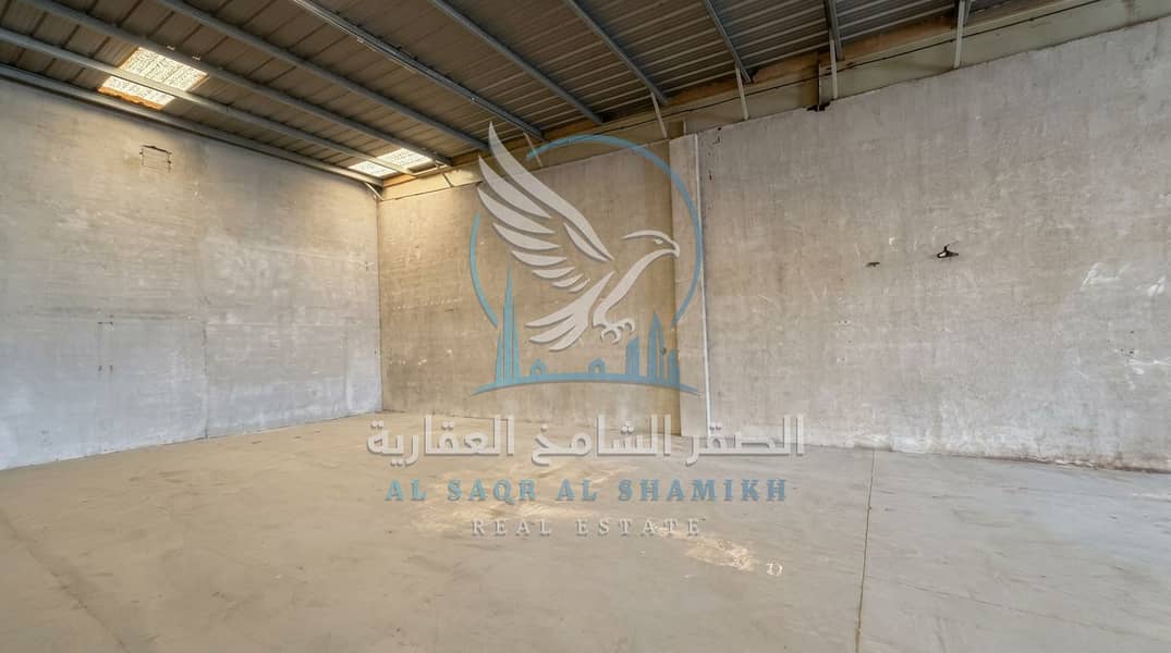 8 A spacious and practical warehouse for businesses in Industrial Area 11. . jpeg