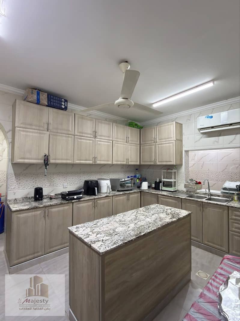 3 6bd4da21-f384-4396-99aa-77d4cbd07737. jpg