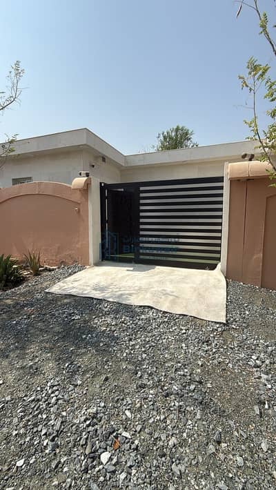 3 Bedroom Villa for Rent in Al Ramaqiya, Sharjah - WhatsApp Image 2026-09-12 at 12.24. 21 PM (1). jpeg 3 Bedroom Villa for Rent in Al Ramaqiya, Sharjah - WhatsApp Image 2026-09-12 at 12.24. 21 PM (1). jpeg