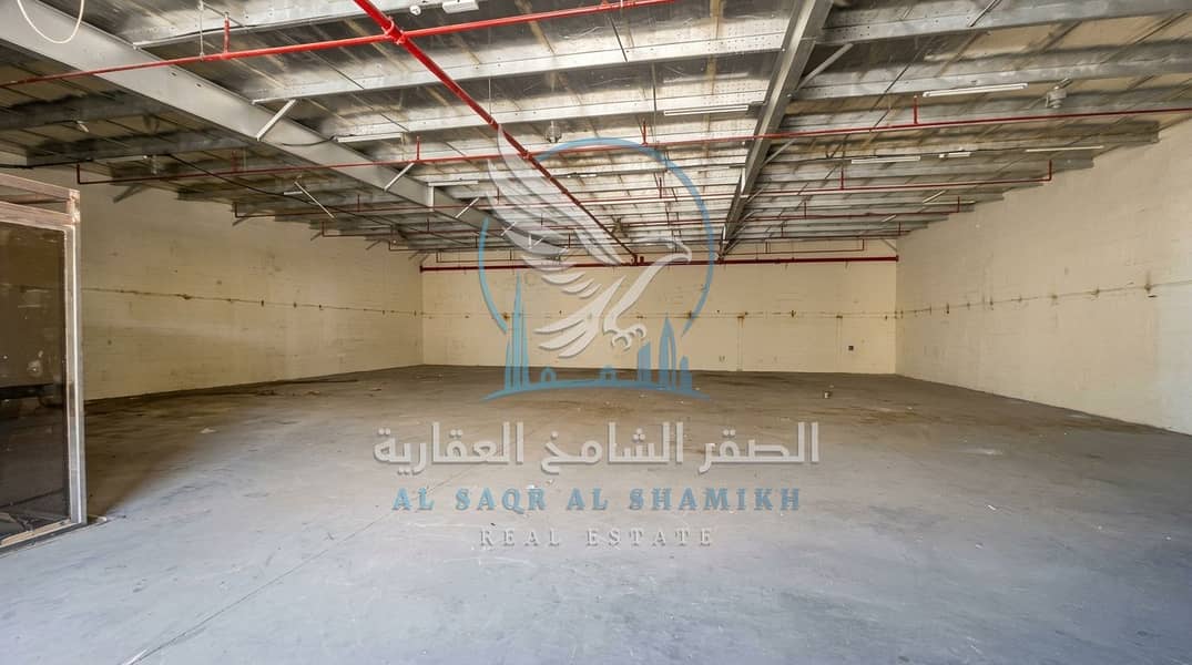 5 مستودع 5,750 قدم² في الصناعية 11 مع نظام حريق جديد وكامل. . jpeg