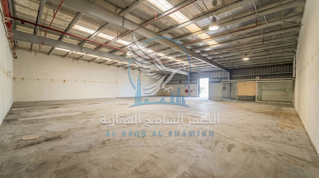 8 مساحة 5,750 قدم² جاهزة لتلبية احتياجات التخزين والنشاط التجاري في الصناعية 11. . jpeg