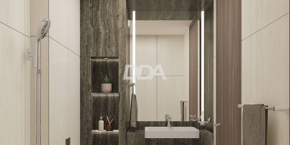 7 studio-bathromm. jpg