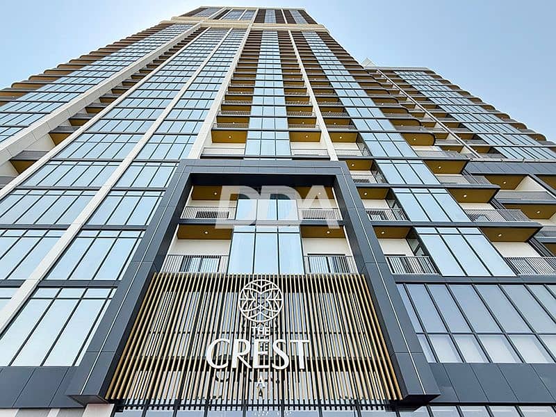 26 023_Crest. jpg
