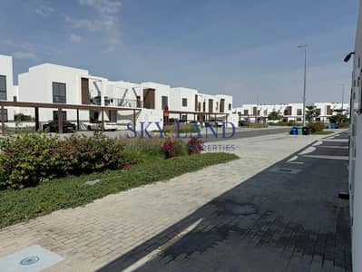 2 Cпальни Таунхаус Продажа в Аль Гхадир, Абу-Даби - Таунхаус в Аль Гхадир，Фаза II Аль Гадир, 2 cпальни, 1980000 AED - 16486094