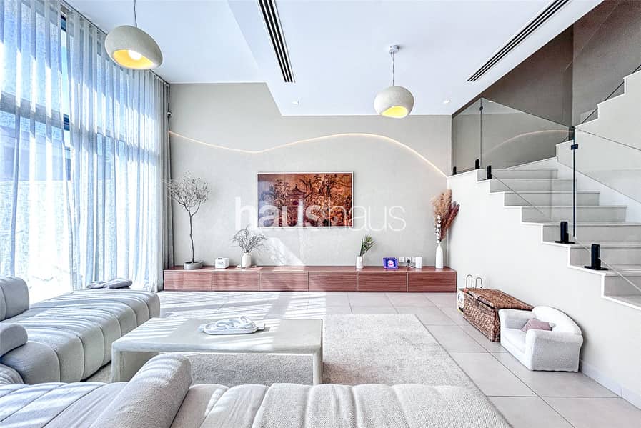 Beautifully upgraded |Vastu | Beside Pool and Park Beautifully upgraded |Vastu | Beside Pool and Park