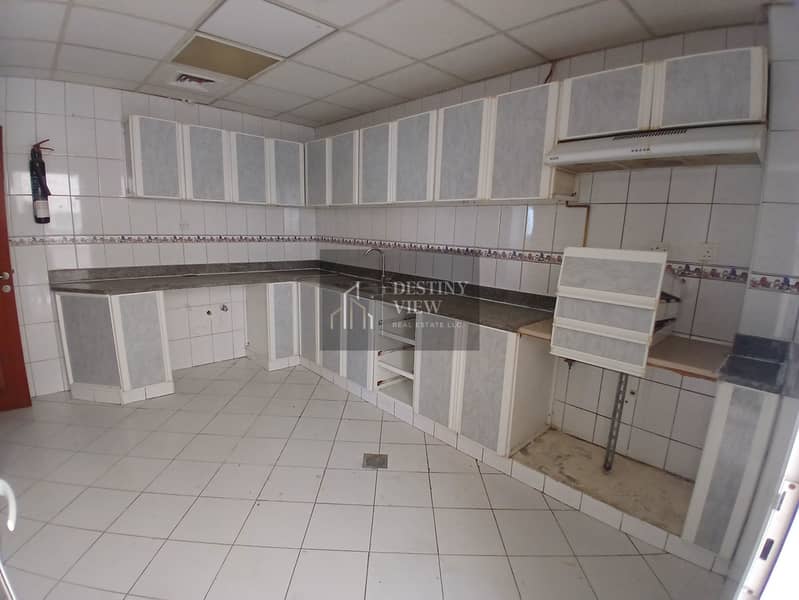 4 109235. jpg