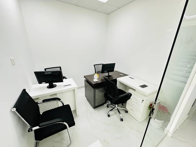 3 b96edeb9-5a8c-4daa-bd46-a334f5d773b8. jpg