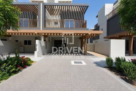4 Schlafzimmer Townhouse zum Verkauf in DAMAC Hills 2 (Akoya by DAMAC), Dubai - Reihenhaus in DAMAC Hills 2 (Akoya by DAMAC),Verona, 4 schlafzimmer, 1850000 AED - 16080406 4 Schlafzimmer Townhouse zum Verkauf in DAMAC Hills 2 (Akoya by DAMAC), Dubai - Reihenhaus in DAMAC Hills 2 (Akoya by DAMAC),Verona, 4 schlafzimmer, 1850000 AED - 16080406