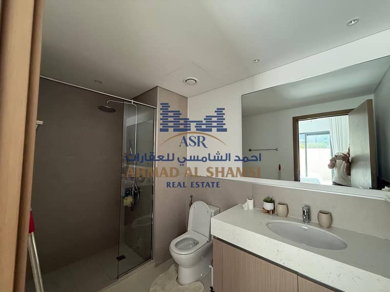 7 c73c69e1-65be-44e5-8ded-60ba02b090a6. jpg