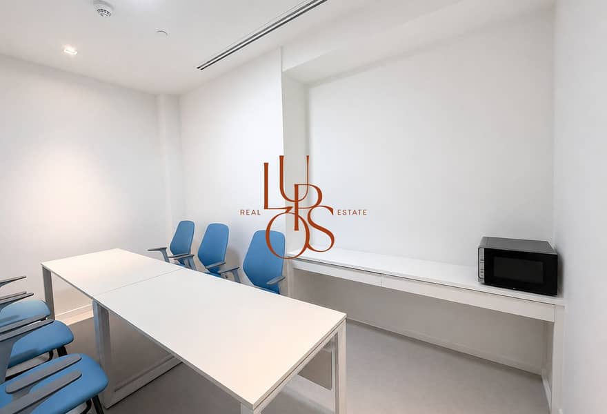 36 Photo 28