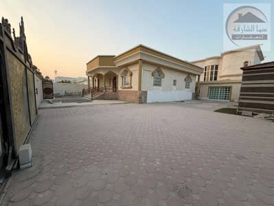 فیلا 4 غرف نوم للبيع في موافجة، الشارقة - 7409591a-d3b7-466b-99ce-20df43df9720. jpg