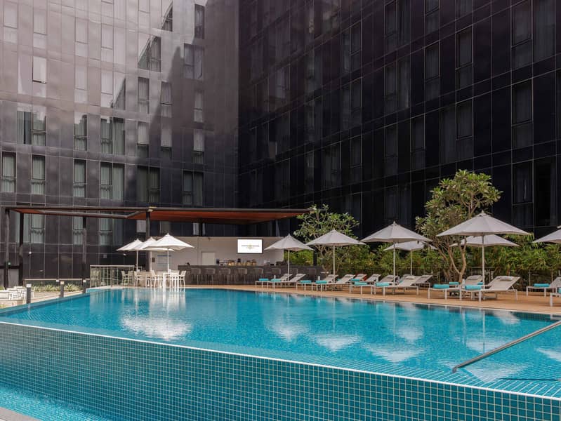 13 Facilities - Pool (1). jpg