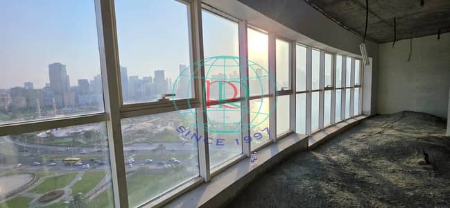 Office for Rent in Al Majaz, Sharjah - 102813c2-cb34-4121-a7fa-1abd6877db07. jpeg Office for Rent in Al Majaz, Sharjah - 102813c2-cb34-4121-a7fa-1abd6877db07. jpeg