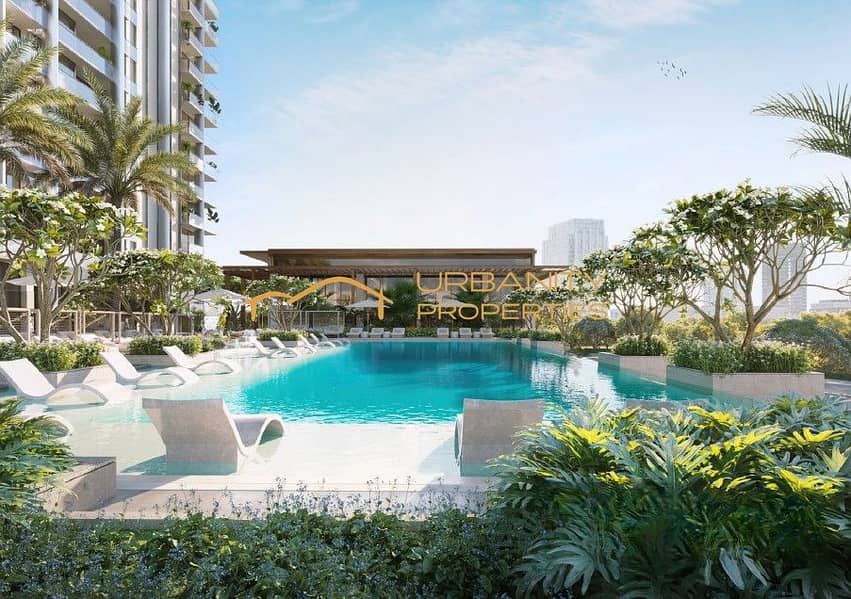 15 Outdoor Pool. jpg