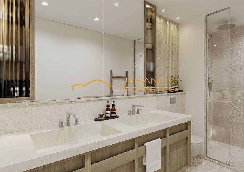 18 The Bathroom. jpg