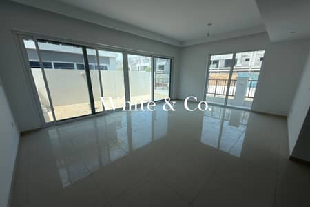 3 Slaapkamers Townhouse te Huur in DAMAC Hills 2 (Akoya by DAMAC), Dubai - Rijwoning in DAMAC Hills 2 (Akoya by DAMAC),Camelia, 3 slaapkamers, 110000 AED - 16491317 3 Slaapkamers Townhouse te Huur in DAMAC Hills 2 (Akoya by DAMAC), Dubai - Rijwoning in DAMAC Hills 2 (Akoya by DAMAC),Camelia, 3 slaapkamers, 110000 AED - 16491317