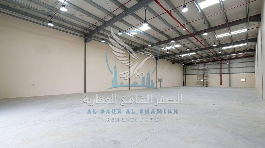 5 A high-ceiling 9,000 sq ft warehouse in Al Sajaa. . jpeg