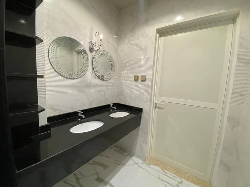 17 dd2532d9-bb1a-418c-9bab-288206db1432. jpg