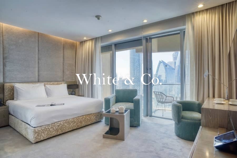 PERFECT LOCATION | UPGRADED | LUXURY UNIT PERFECT LOCATION | UPGRADED | LUXURY UNIT