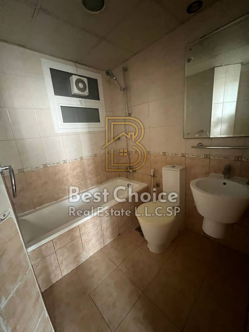 9 7e461987-ec15-4672-86cb-03decb9d2f9e. jpg