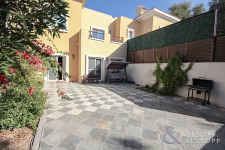 Backing Park | Upgraded Throughout | 3 Bed Backing Park | Upgraded Throughout | 3 Bed