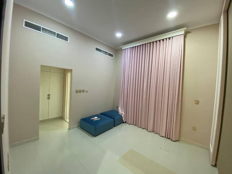 7 6f5ec30d-ef30-4932-b783-26d81dfa2afb. jpg