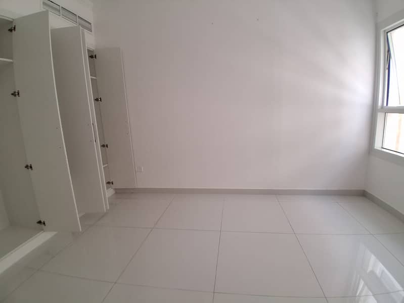 6 11734. jpg