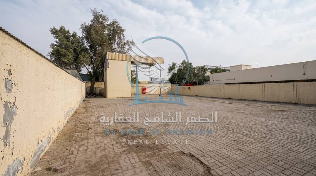 5 Large Outdoor Space for Rent. jpeg