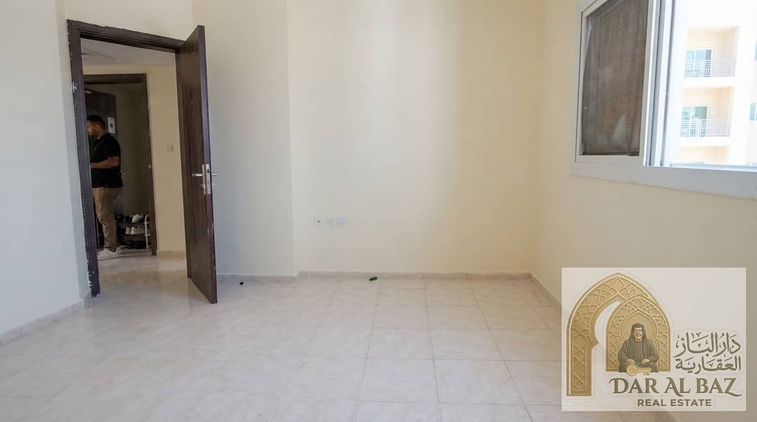 6 Real_estate_photo_enhancement_in…_20260913021308. jpeg