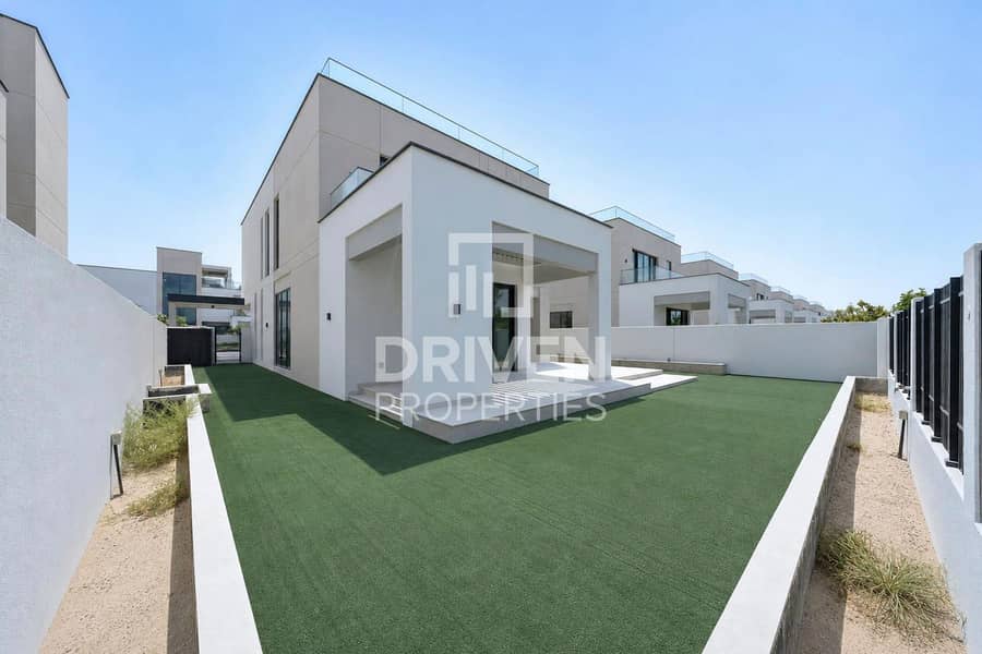 Brand New | Extended | Vacant | Single Row Brand New | Extended | Vacant | Single Row