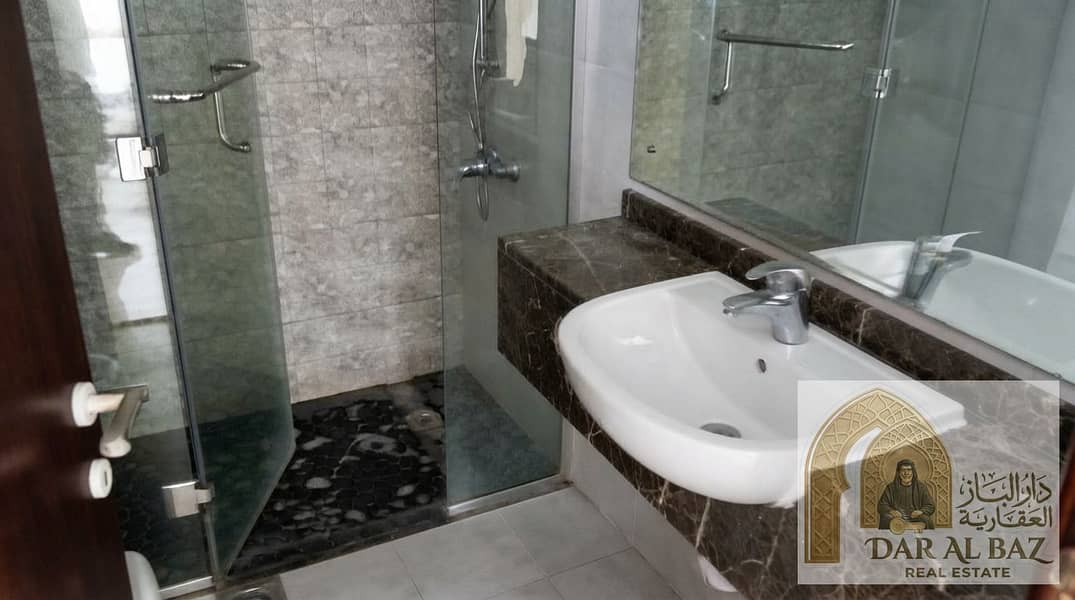 18 Real_estate_photo_enhancement_in…_20260913014849. jpeg